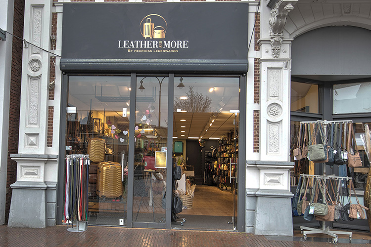 Leather and more winkel voorzijde